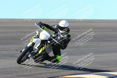 media/Jan-09-2022-SoCal Trackdays (Sun) [[2b1fec8404]]/Bowl (1015am)/